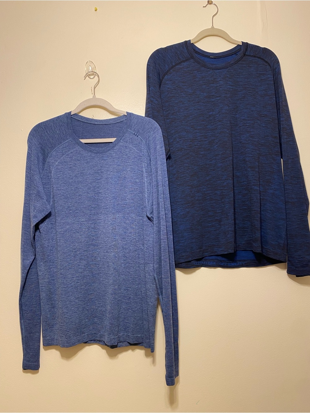 Lululemon athletica Set Men's Blue Crewneck Sport  Long Sleeve Top Size L